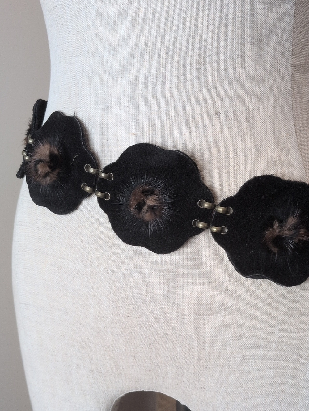 Fabulous Black Suede Flower Motif Womens Belt with Fur Accents